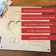 Geldgeschenk Hochzeit personalisiert – Holzkarte „Zwei Herzen" mit Namen & Datum
