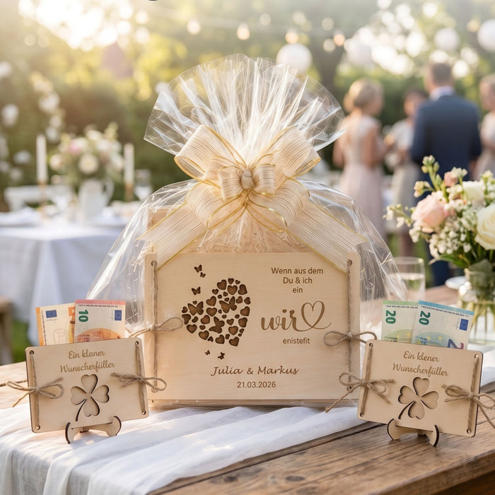 Geldgeschenk Hochzeit personalisiert – Holzkarte „Wir" mit Namen & Datum